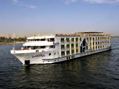 Nile cruise boat